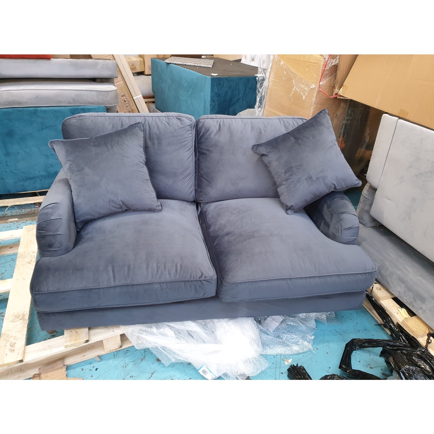 GRADE A2 Payton Dark Blue Velvet 2 Seater Sofa Furniture123