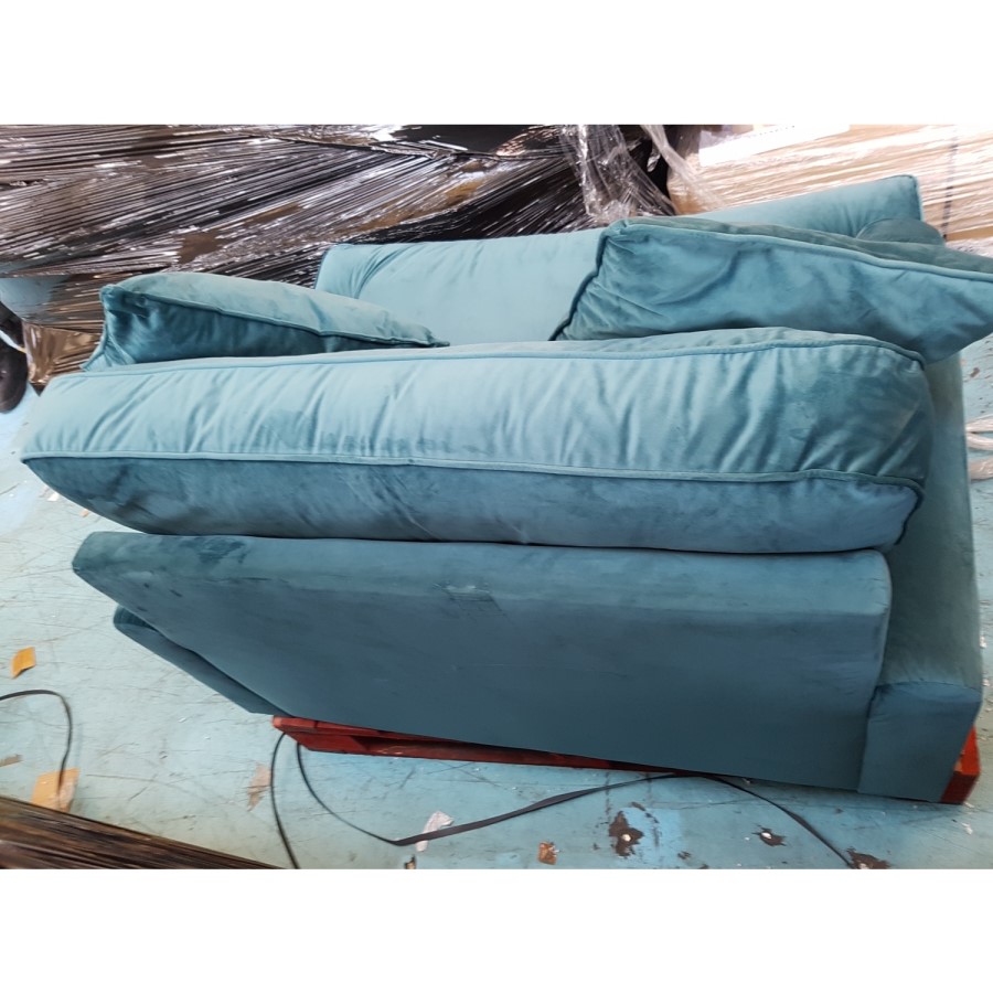 GRADE A2 - Teal Blue Velvet Loveseat - Payton