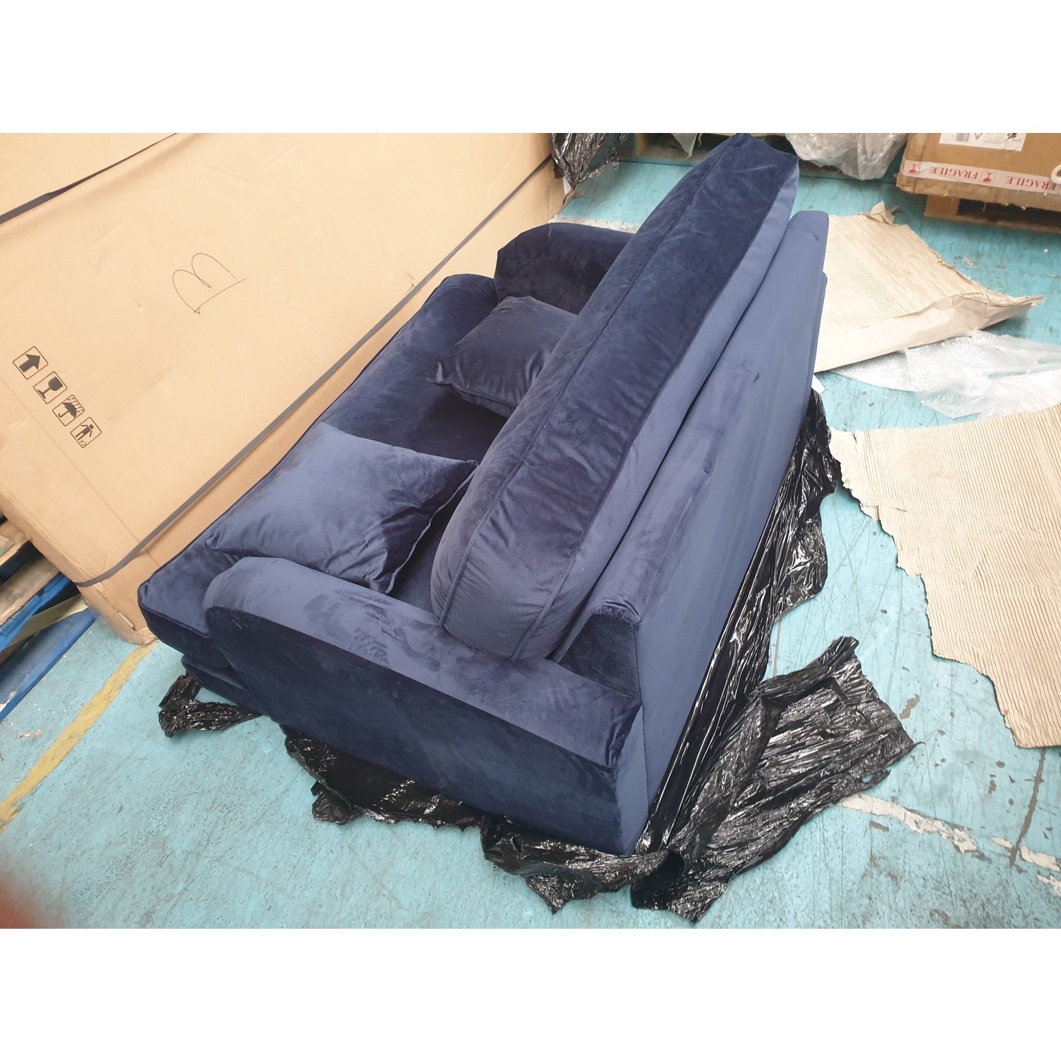 GRADE A2 Navy Blue Velvet Loveseat Payton Furniture123