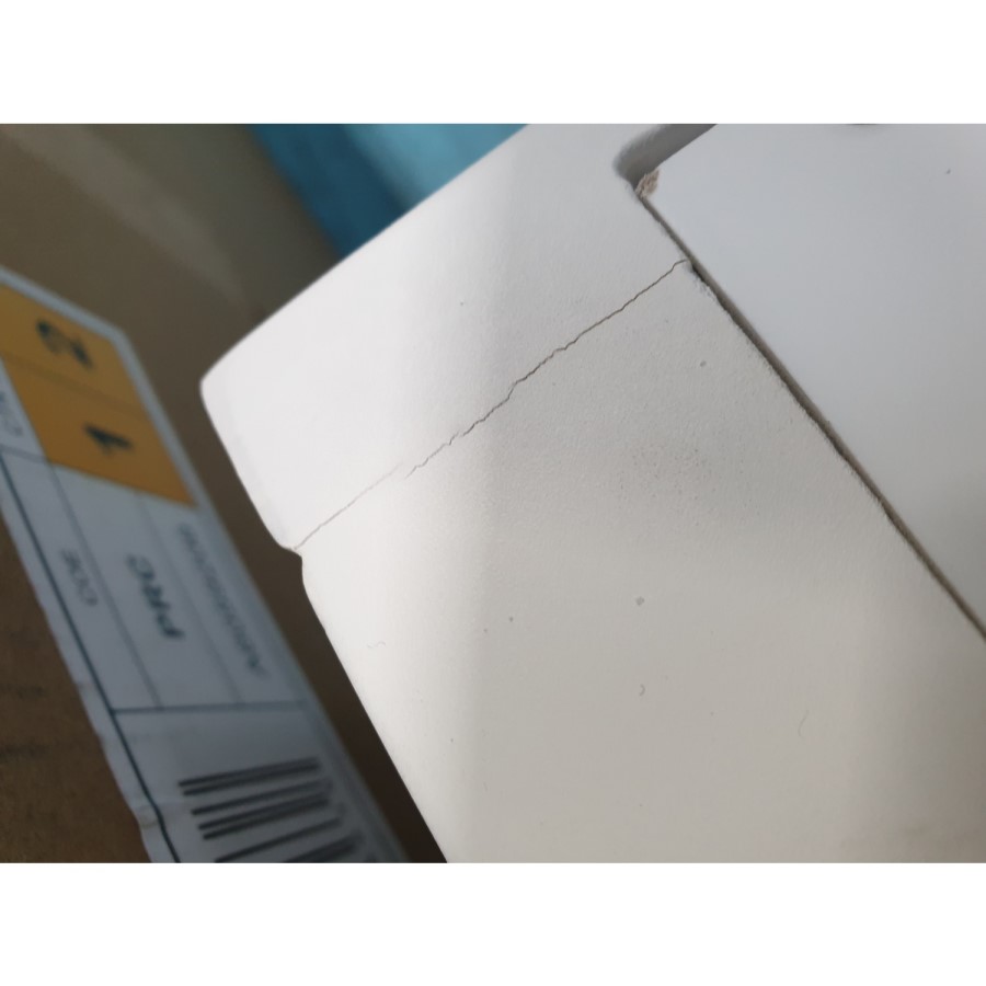 GRADE A2 - White and Gold Curved TV Unit - TV's up to 70" - Olis