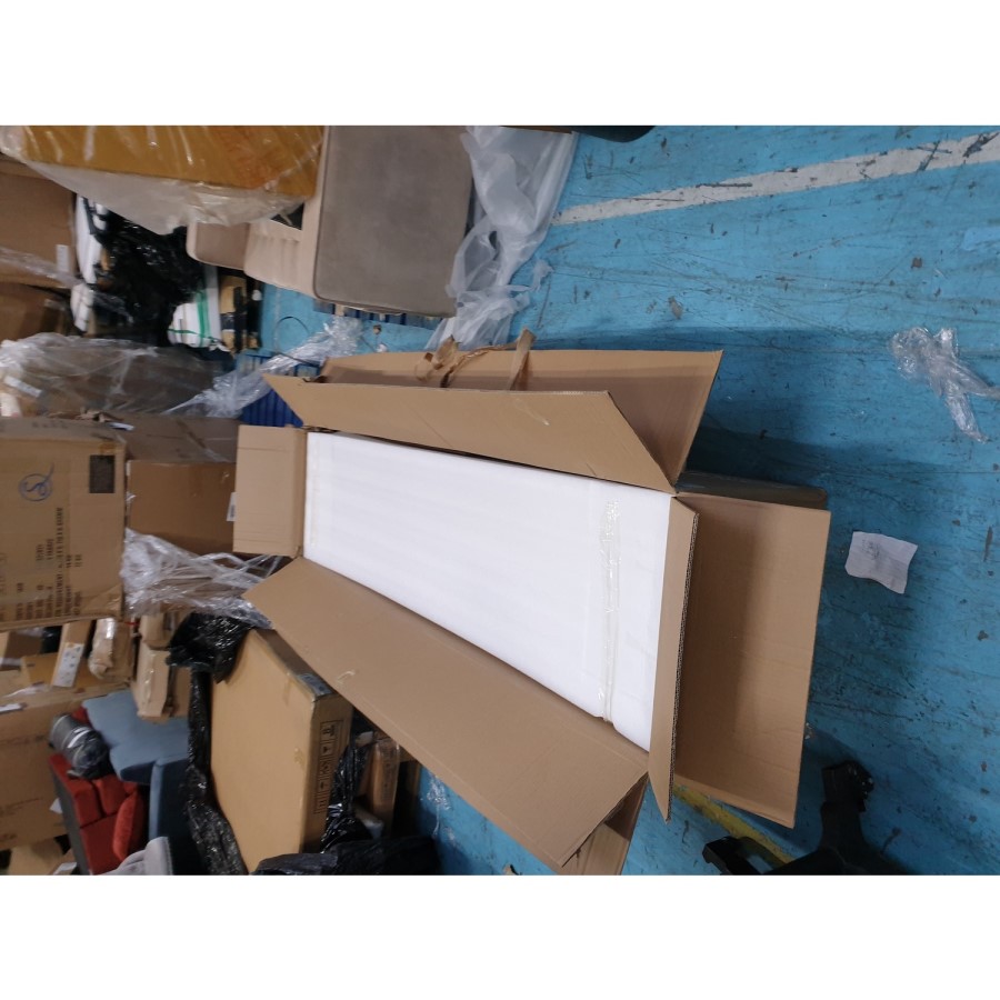 GRADE A2 - White and Gold Curved TV Unit - TV's up to 70" - Olis