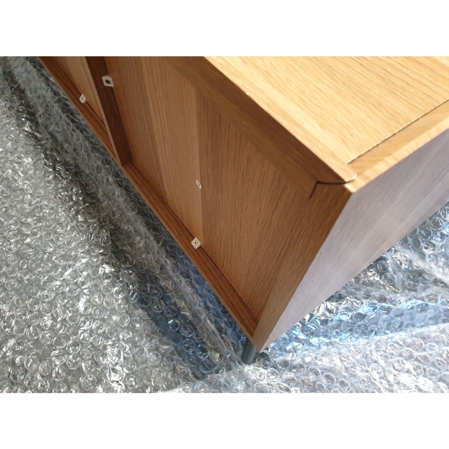 GRADE A2 - Chevron Solid Wood TV Stand with Storage - TV's up to 70" - Telsa