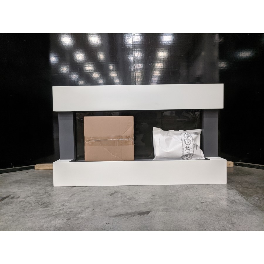 GRADE A2 - White Wall Mounted Electric Fireplace Suite - 39 Inch - Amberglo