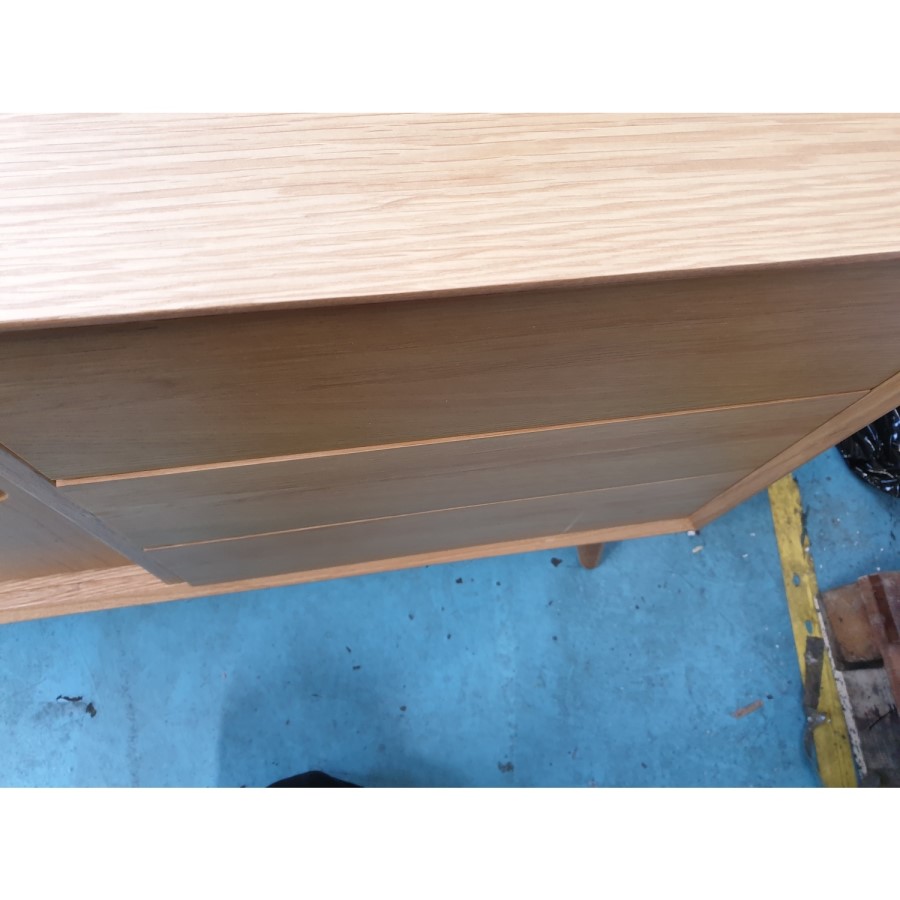 GRADE A2 - Solid Oak Sideboard with Sliding Doors & Drawers - Scandi - Briana