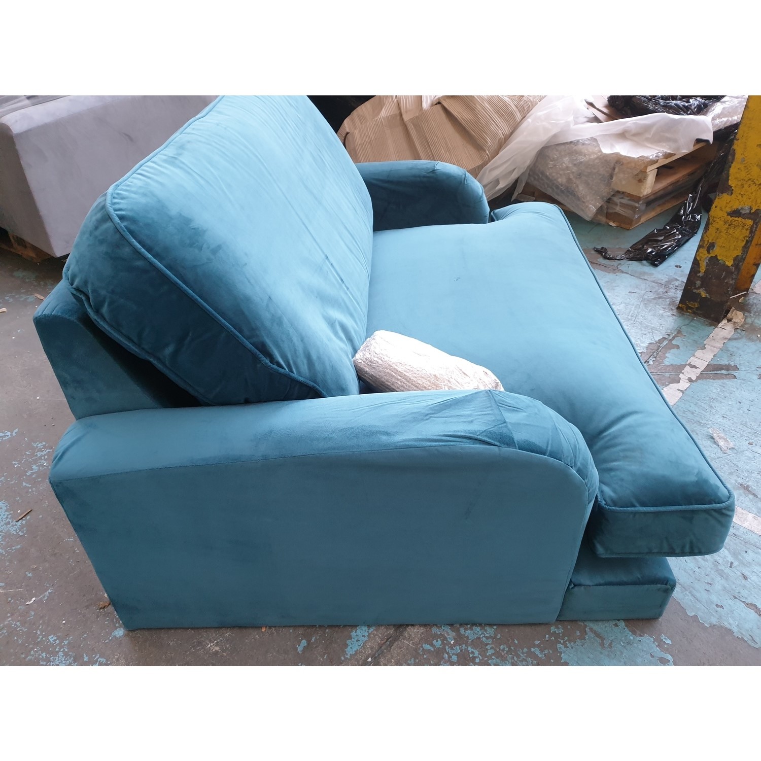 GRADE A2 Teal Blue Velvet Loveseat Payton Furniture123