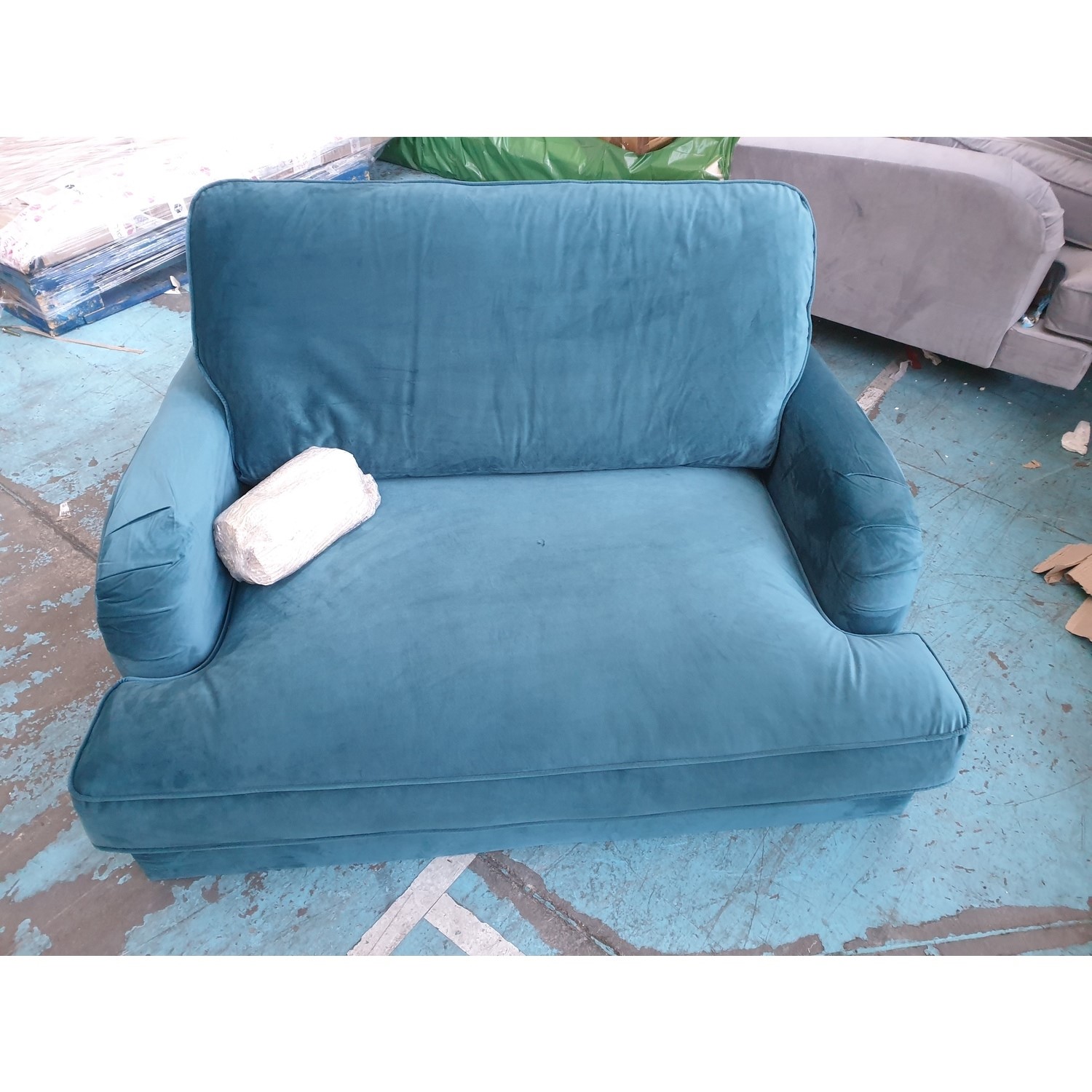 GRADE A2 Teal Blue Velvet Loveseat Payton Furniture123