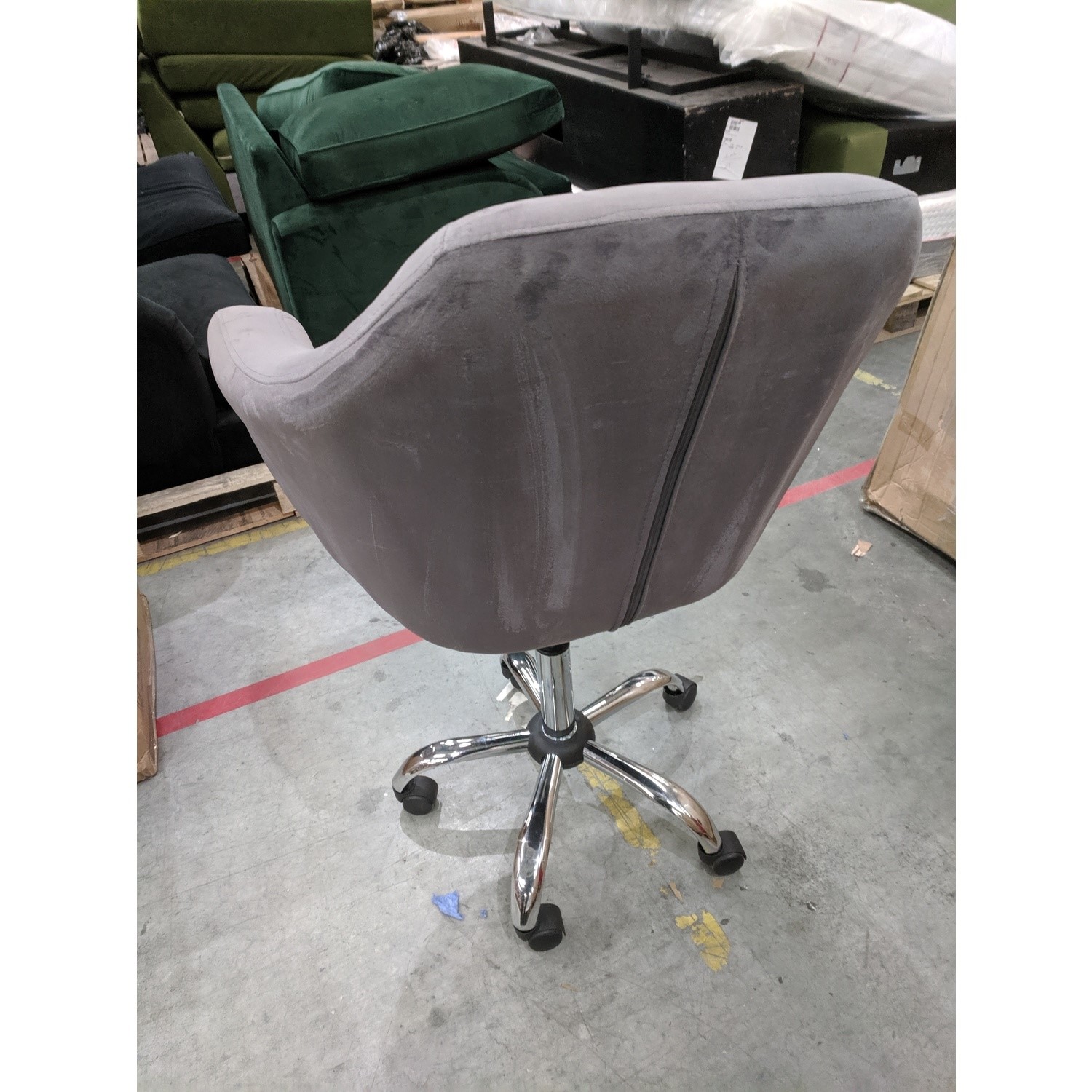 Grey button back office chair Clearance