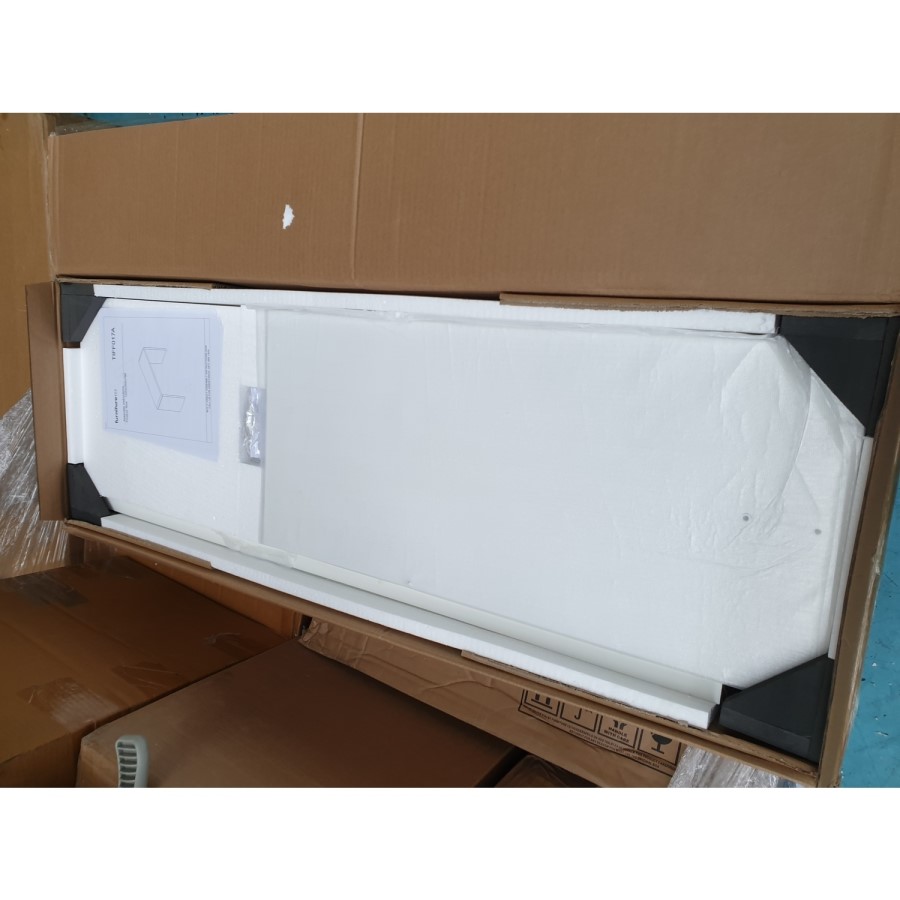 GRADE A2 - Narrow White Console Table in Modern High Gloss - Tiffany