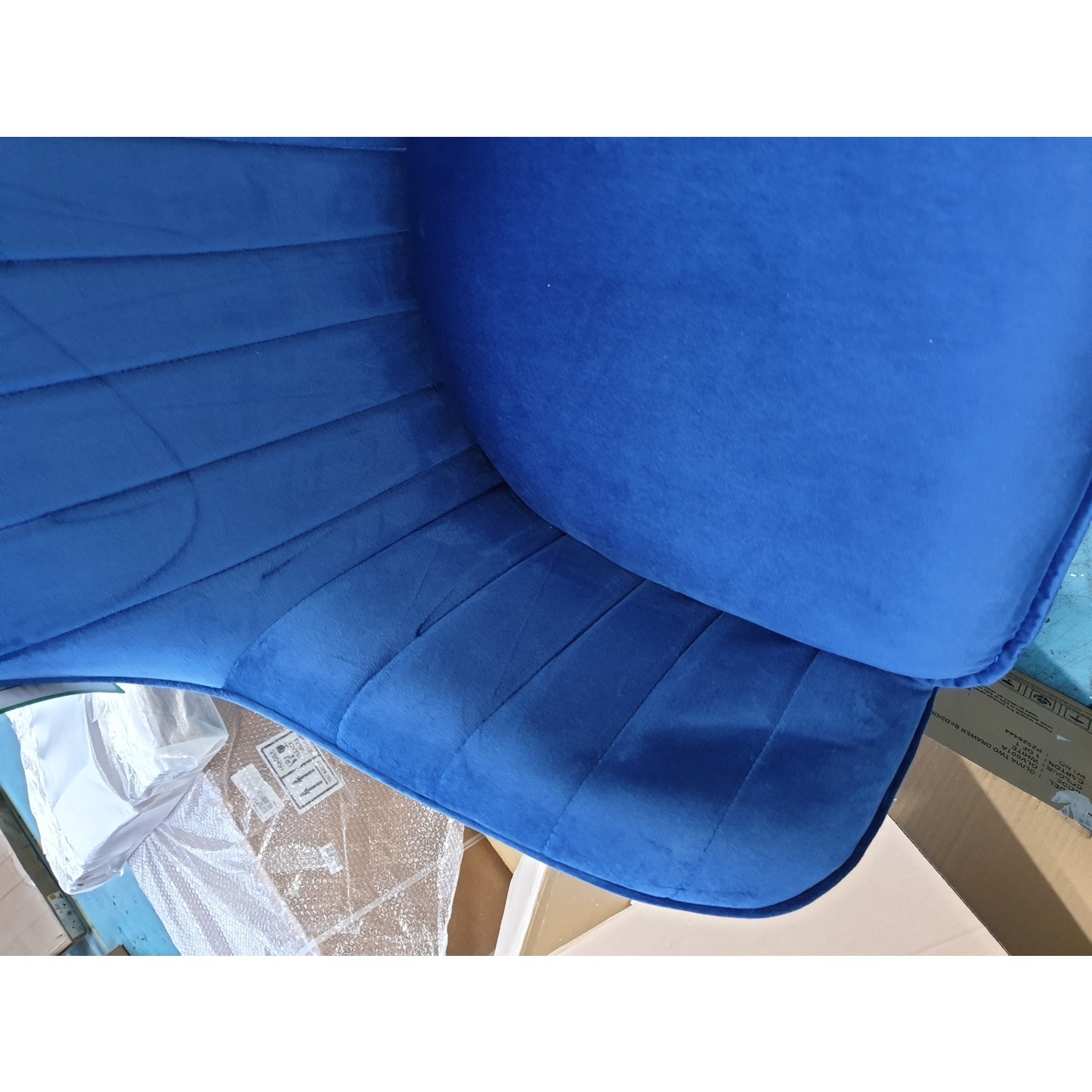 GRADE A2 Set of 2 Navy Blue Velvet Dining Tub Chairs with Black Legs