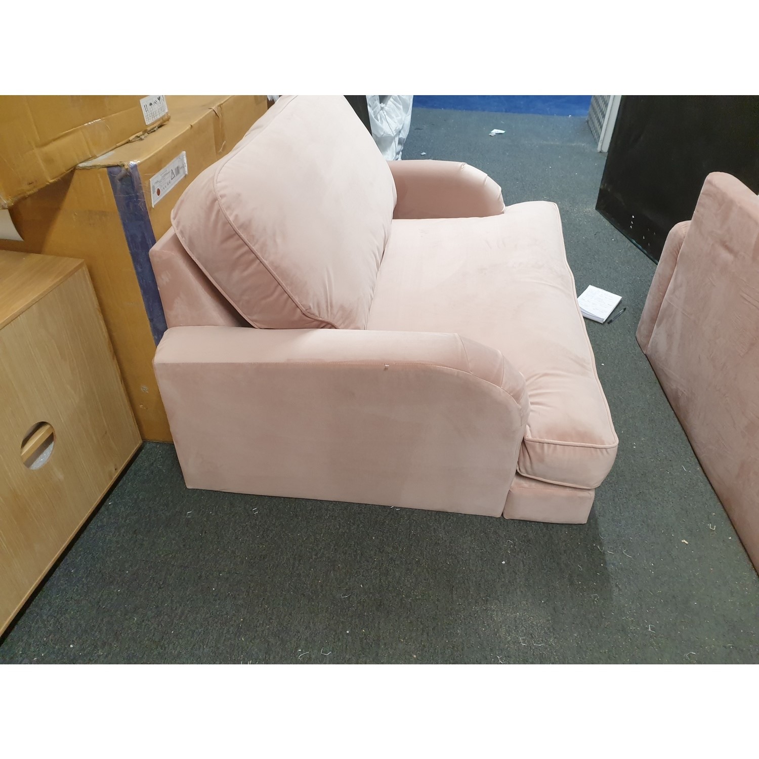 GRADE A2 Velvet Loveseat in Blush Pink Payton Furniture123