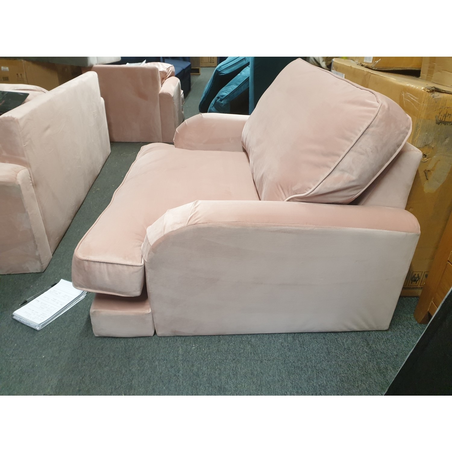 GRADE A2 Velvet Loveseat in Blush Pink Payton Furniture123