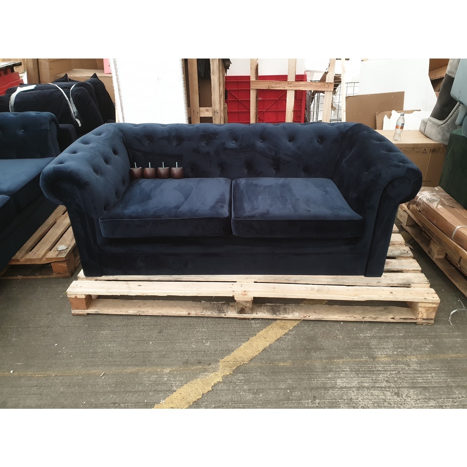 GRADE A2 Navy Blue Velvet Chesterfield Sofa Bed Seats 3 Double