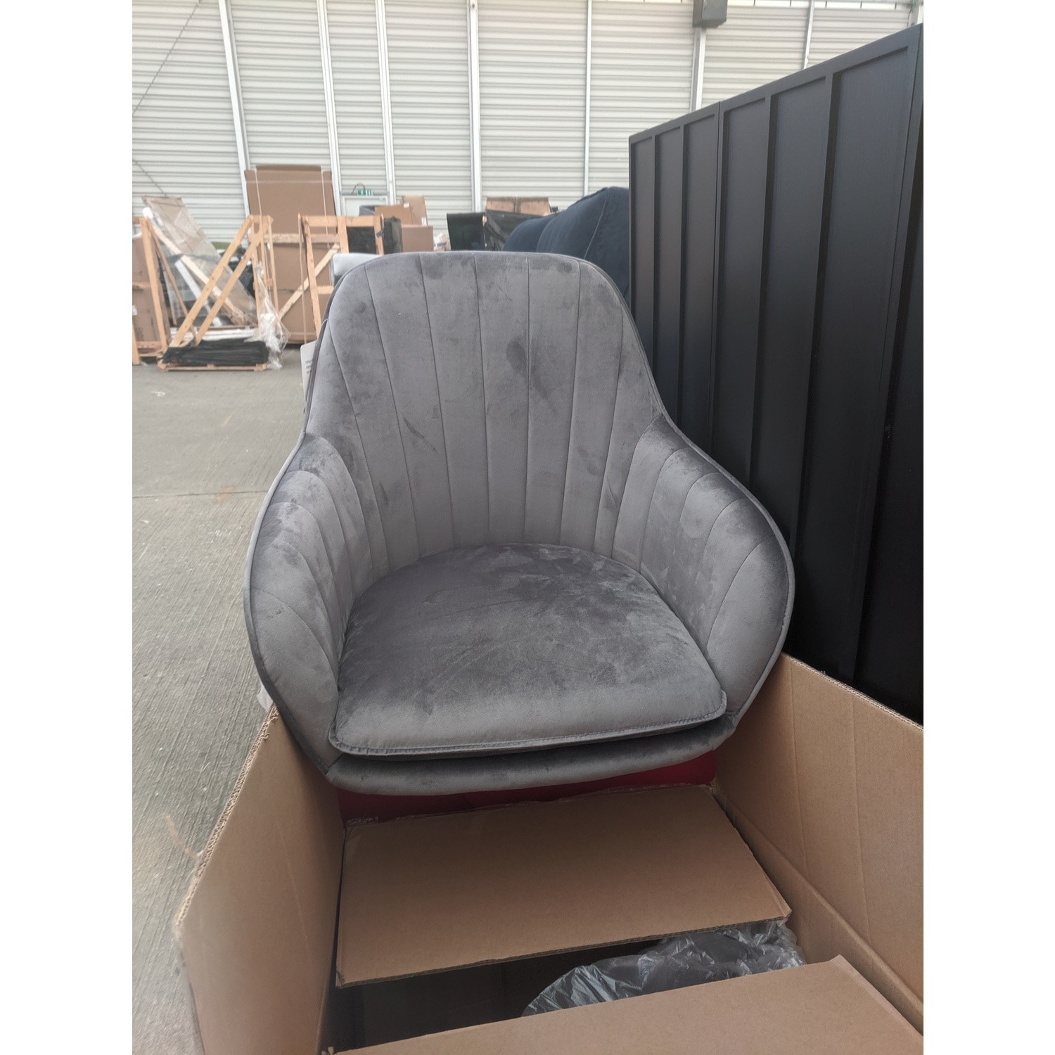 GRADE A2 Set of 2 Grey Velvet Dining Tub Chairs Logan Furniture123