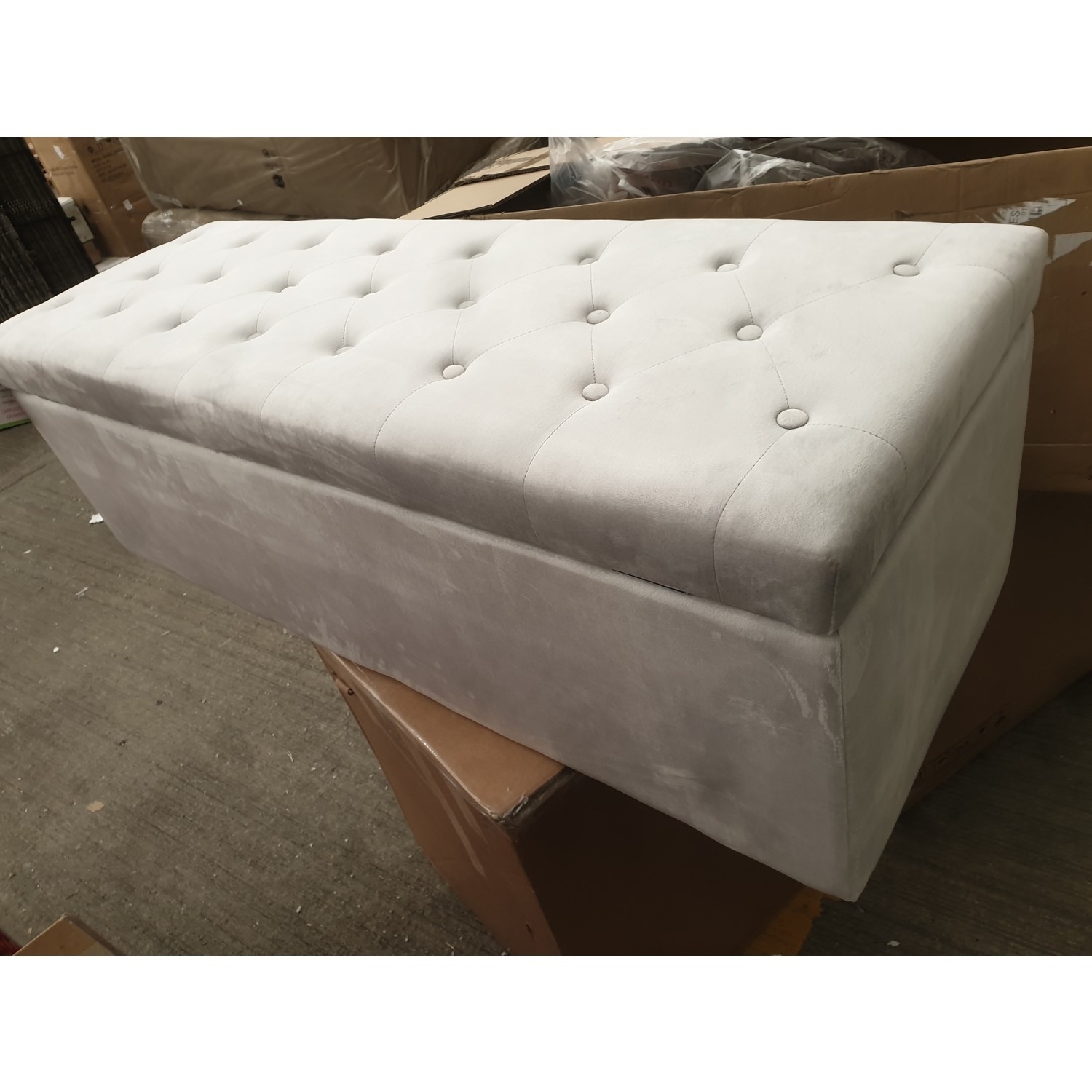 GRADE A2 Safina Light Grey Velvet Ottoman Blanket Box with Stud