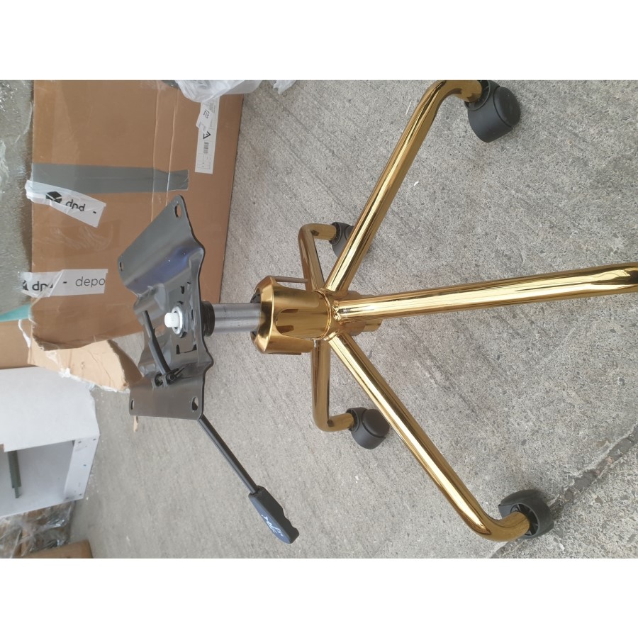 GRADE A2 - Navy Blue Velvet Swivel Office Chair with Gold Base - Marley