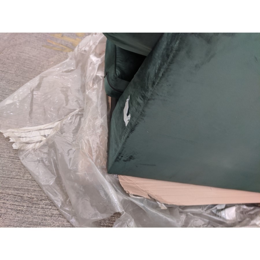 GRADE A2 - 3 Seater Right Hand Facing L Shaped Sofa in Dark Green Velvet - Payton