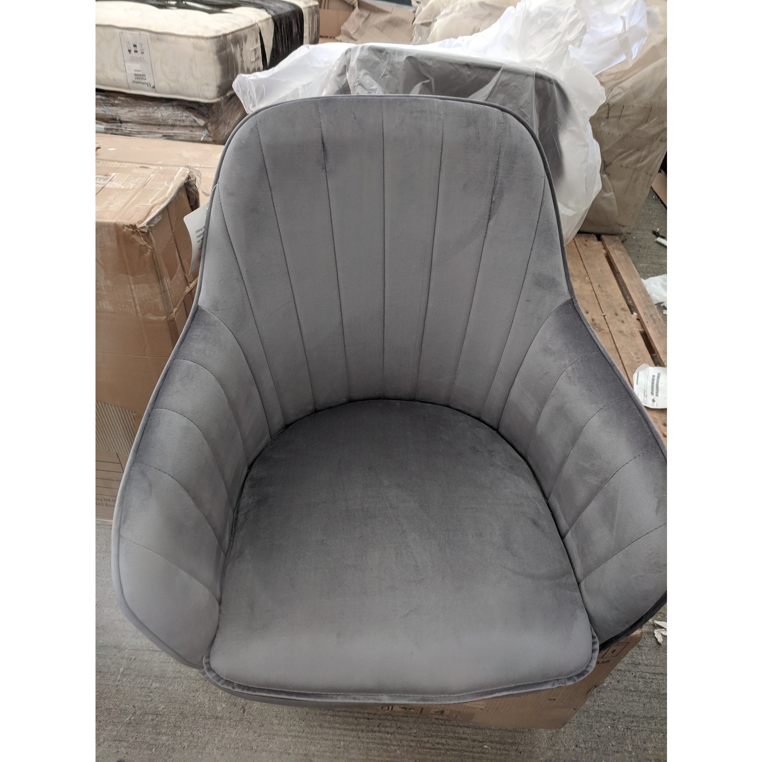 GRADE A2 Set of 2 Grey Velvet Dining Tub Chairs Logan Furniture123