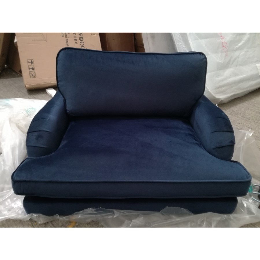 GRADE A2 - Pet Sofa Bed in Blue Velvet - Suitable for Dogs & Cats - Payton