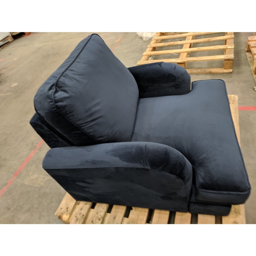 GRADE A2 - Navy Blue Velvet Armchair - Payton