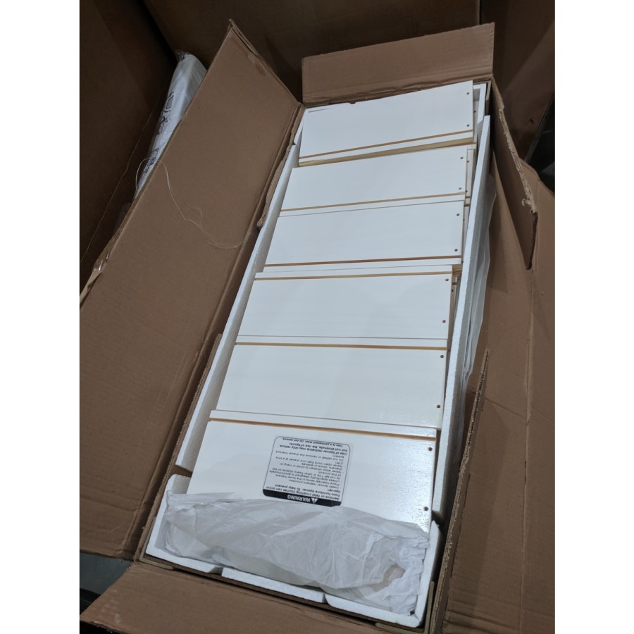 GRADE A2 - Wide White Painted Chest of 9 Drawers - Hamilton