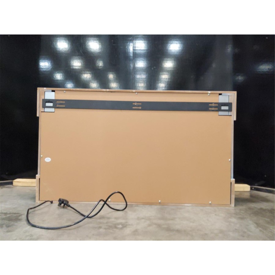 GRADE A2 - White Wall Mounted Electric Fireplace  - 39 Inch - Amberglo