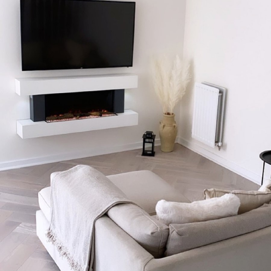 ALMOST PERFECT - White Wall Mounted Electric Fireplace Suite with LED Lights - Amberglo