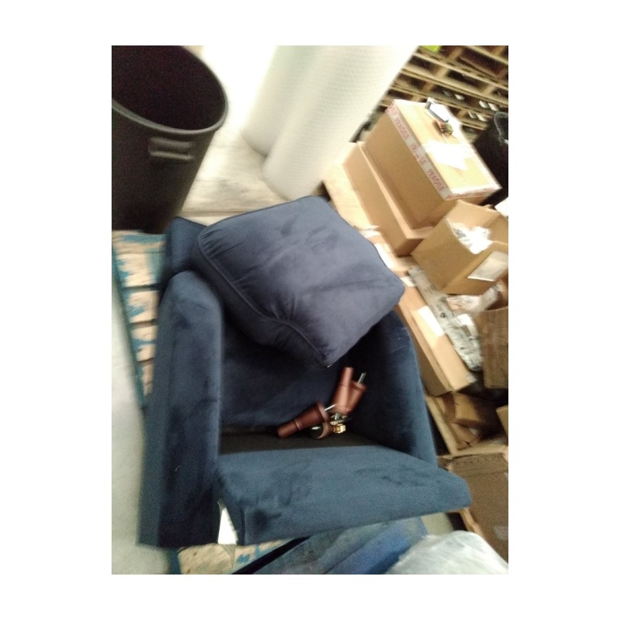 IMPERFECT - Navy Velvet Armchair - Payton