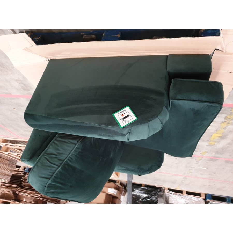 IMPERFECT - Dark Green Velvet Armchair - Payton