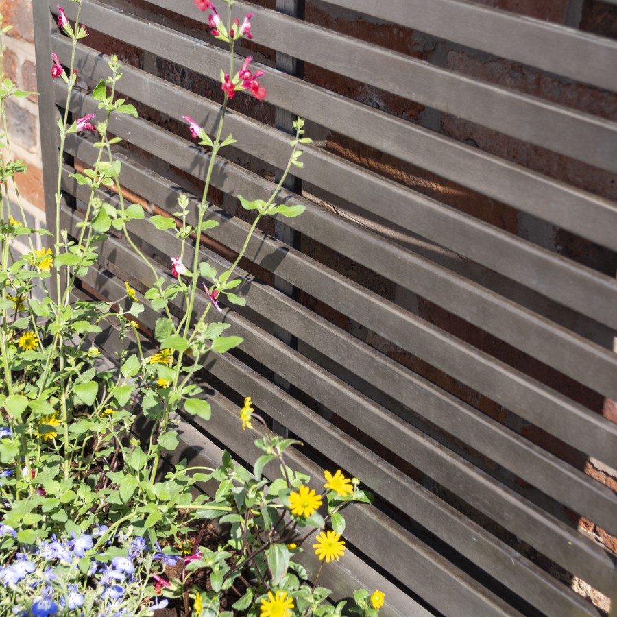 Alderley Grey Wooden Planter Box with Trellis - Rowlinson 
