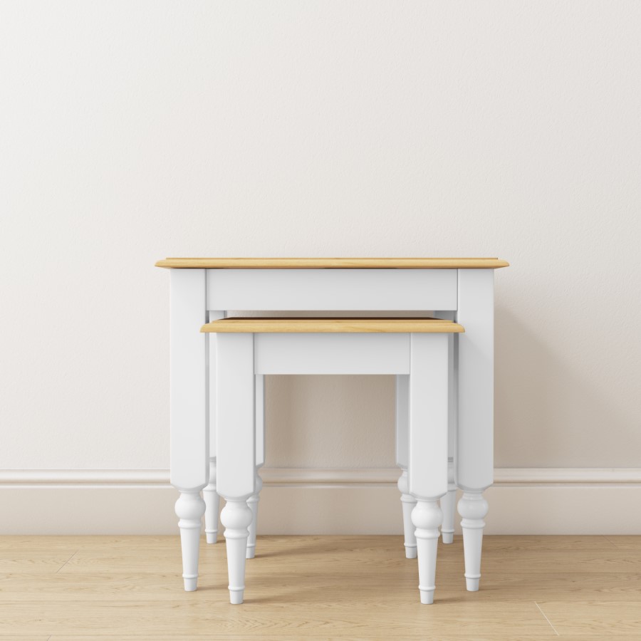 Set of 2 Side Tables in White with Pine Top - Auckland