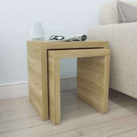 Bailey Oak Nest of Tables