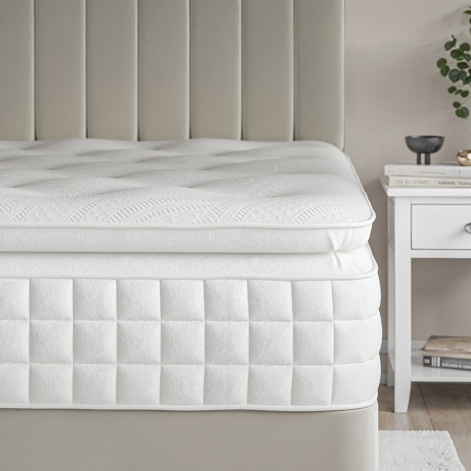 Super King Hybrid Memory Foam Top 2000 Pocket Sprung Pillow Top Mattress Premium