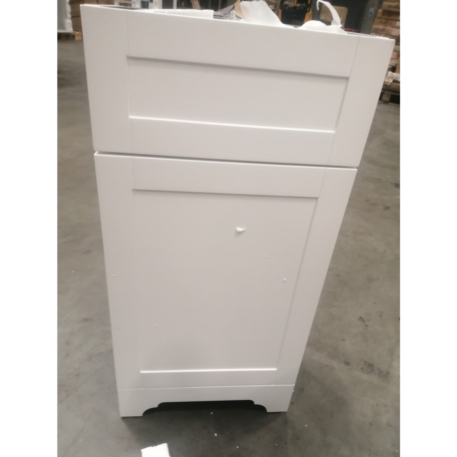 Grade A2 - Baxenden Cloakroom Toilet Suite with White Floorstanding Vanity Unit and Basin