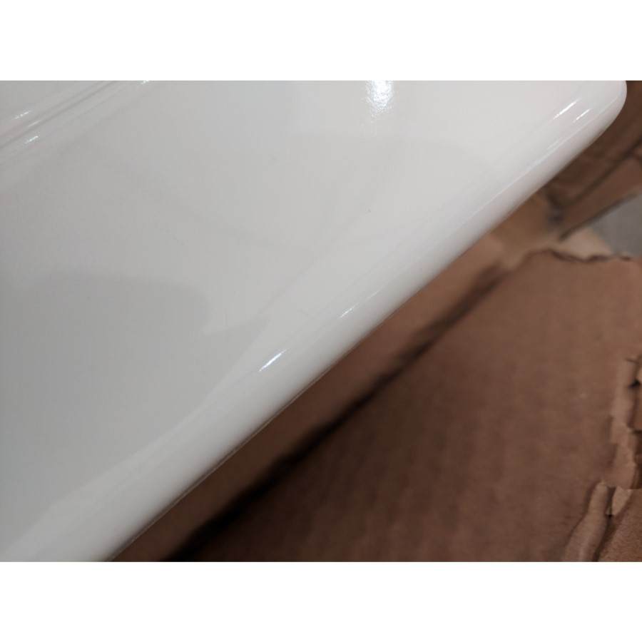 Grade A2 - Modern Pedestal Basin 605mm - Ashford