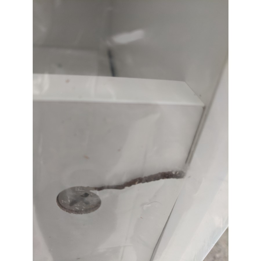 Grade A2 - 600mm White Freestanding Vanity Unit with Basin and Chrome Handles - Ashford