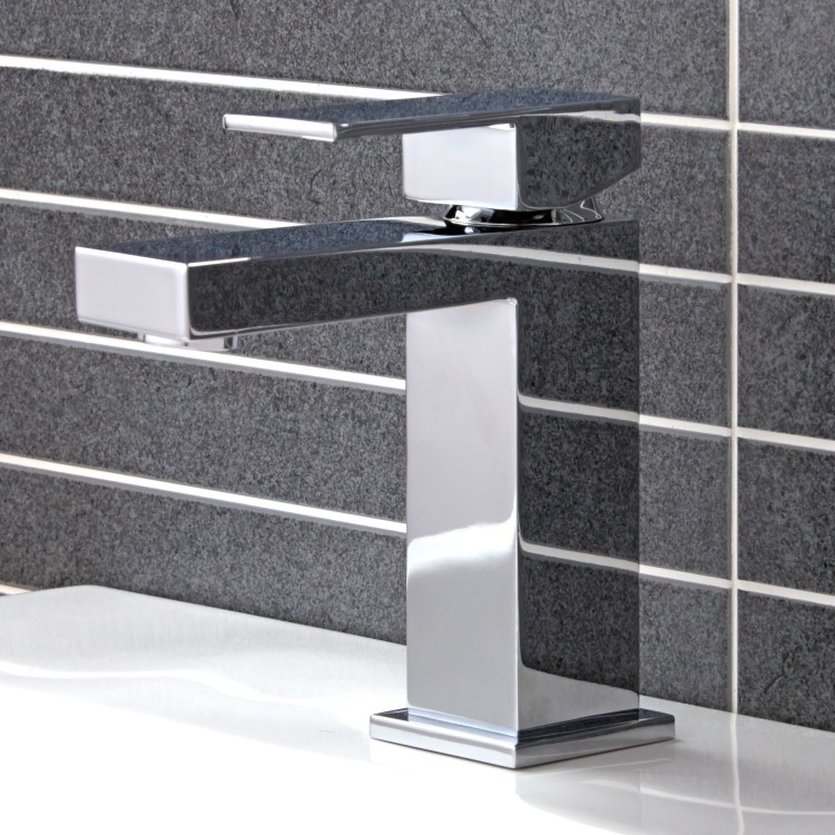 Grade A1 - Chrome Mixer Shower with Bath and Basin Tap Set - Cube