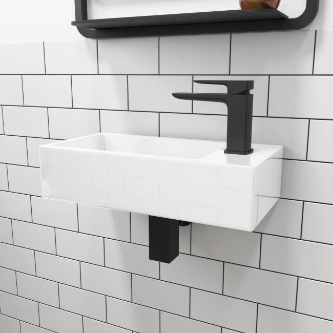 Grade A1 - Indiana Rimless Comfort Height CC WC and Soft Close Slim Seat and Detroit Wall Hung Basin Suite