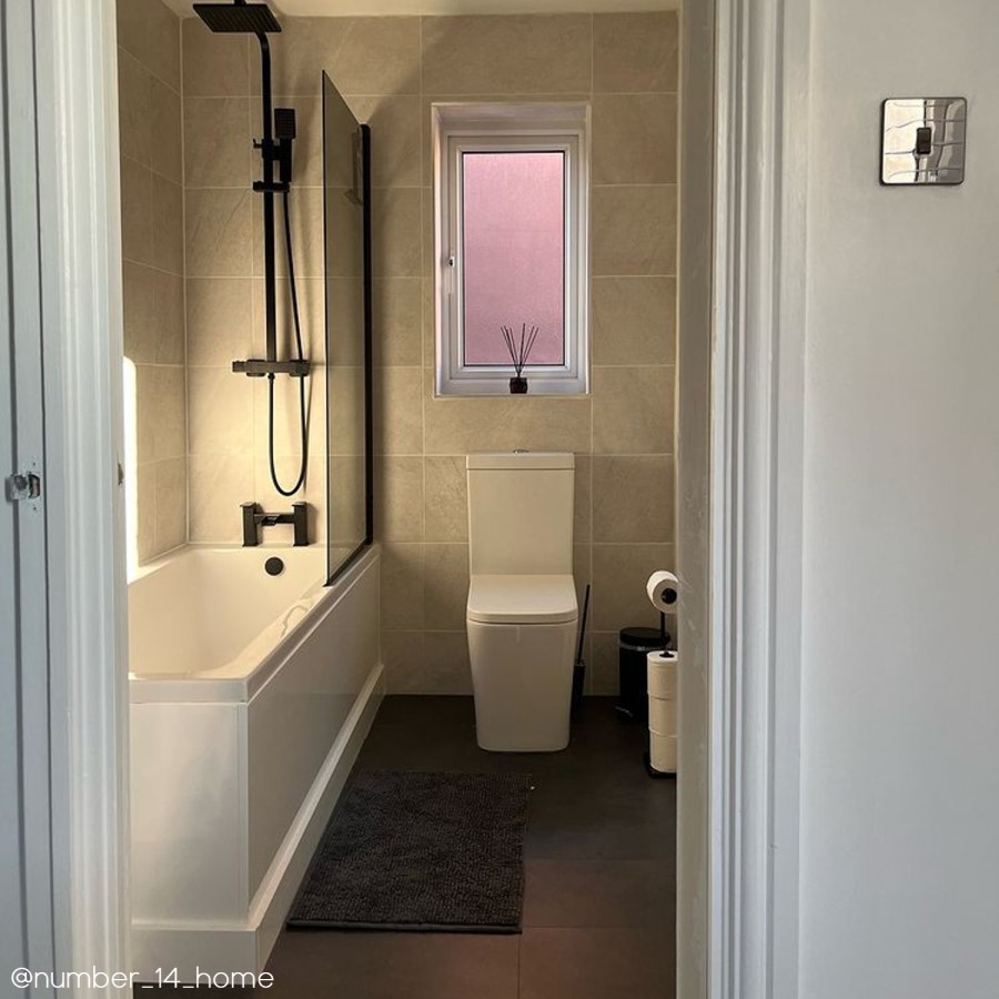 Close Coupled Toilet with Soft Close Seat - Evan