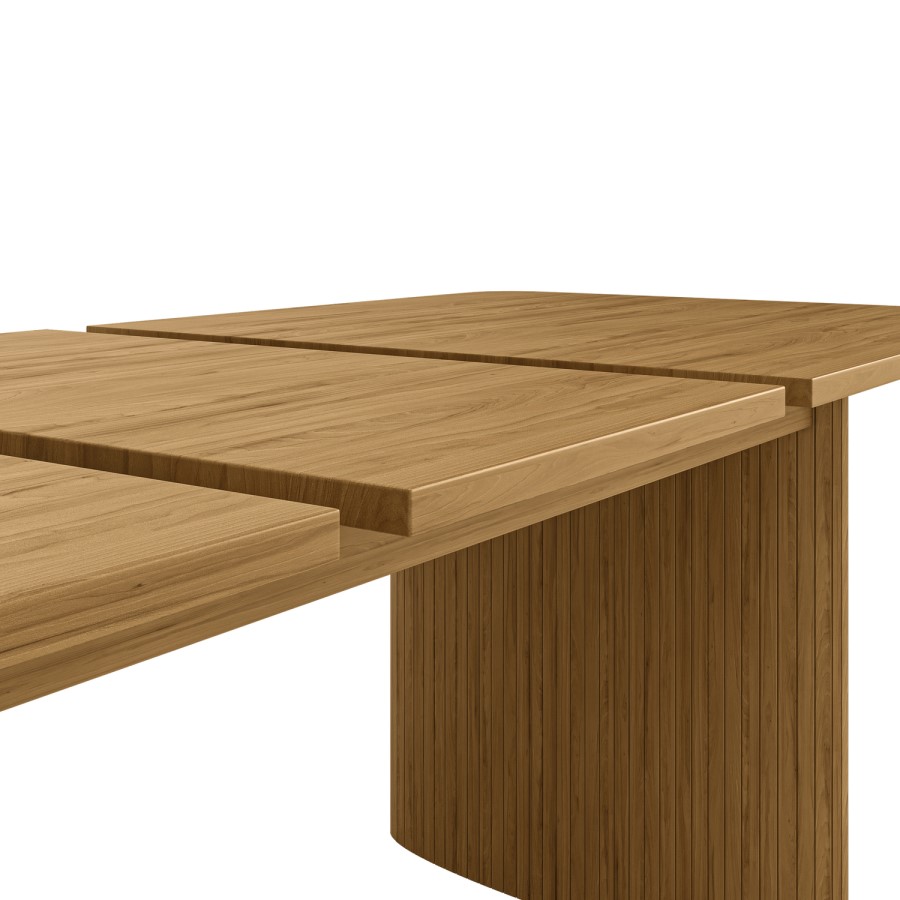 Large Oak Extendable Dining Table - Seats 6 - 8 - Jarel