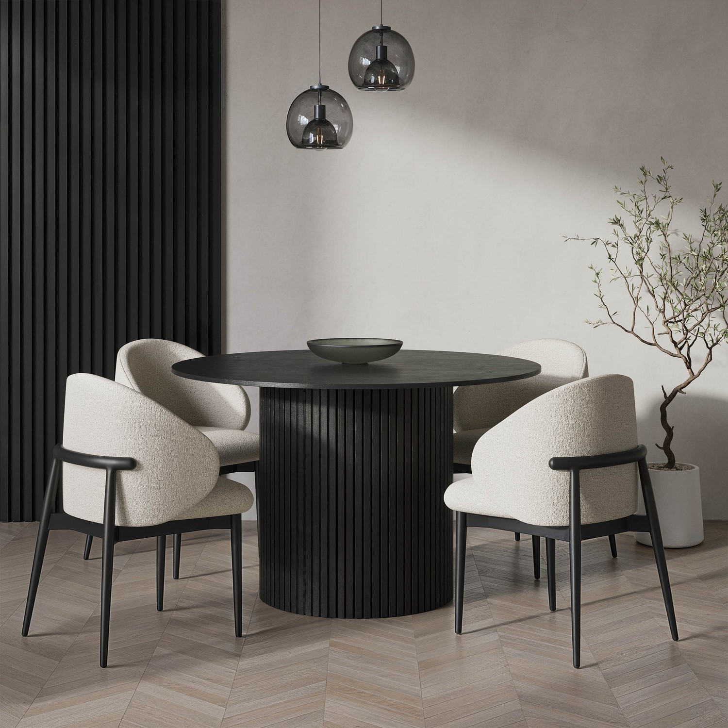 Round Oak Dining Table Set 4 Cream Upholstered Chairs Seats 4
