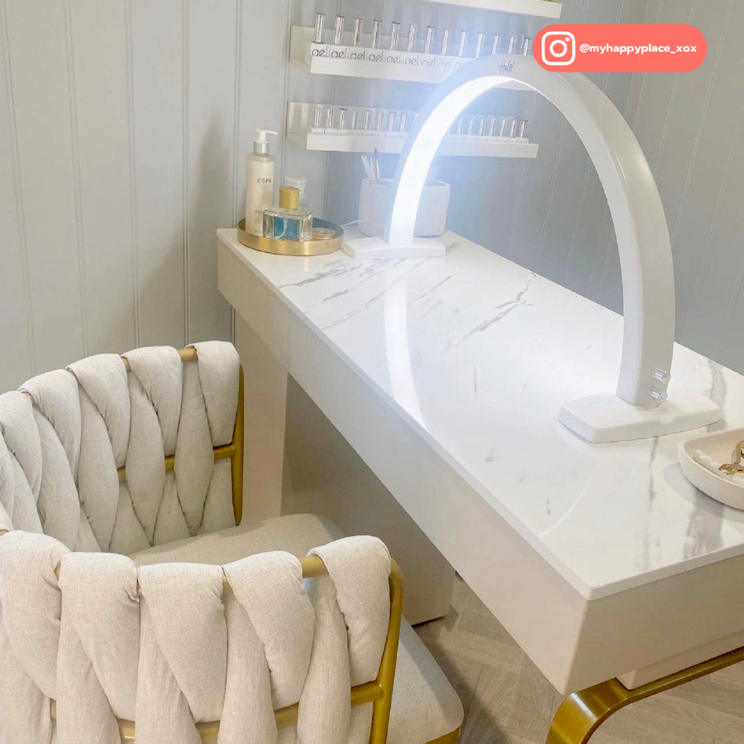 Cream dressing chair deals