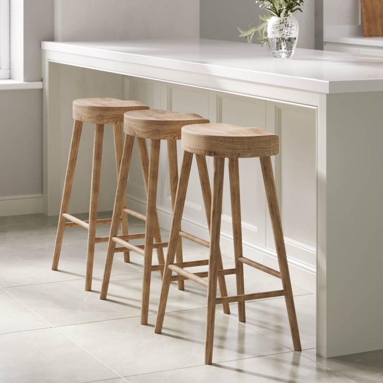 Set of 3 Solid Weathered Oak Kitchen Counter Stools - 70cm - Rayne