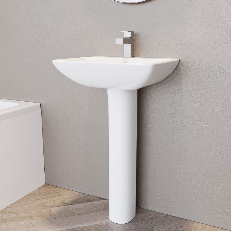 Modern Freestanding 1300mm Bath Suite with Toilet & Basin - Tetra