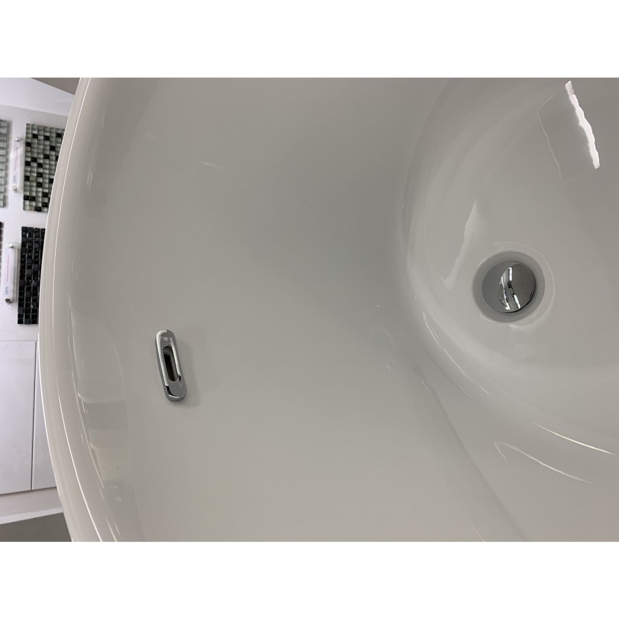Metropolitan Black & Gold Double Ended Freestanding Bath - L1676 x W900mm