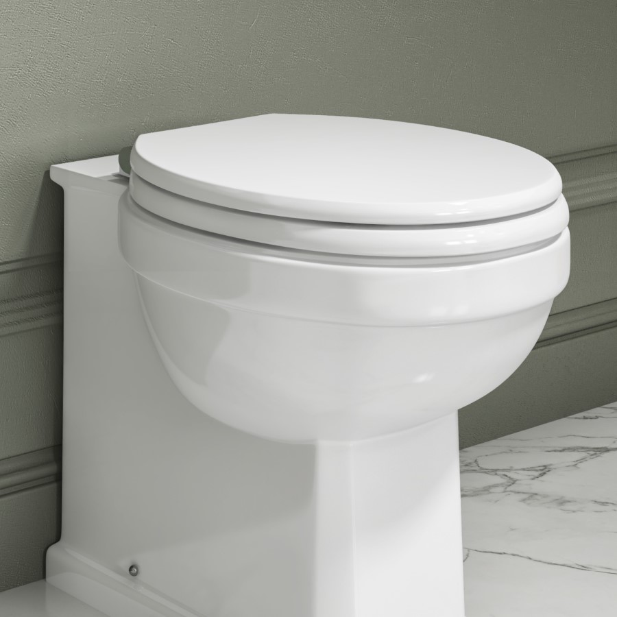 Park Royal Soft Close Wood Seat 