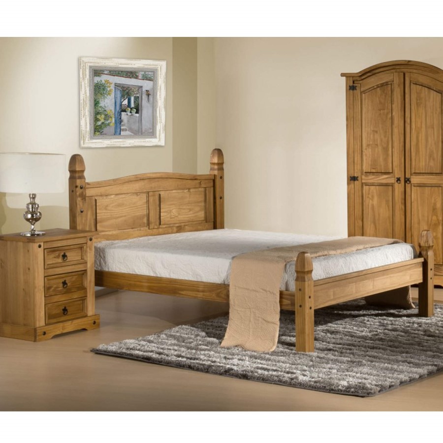 Corona Mexican 4ft6in Double Bed in Solid Pine