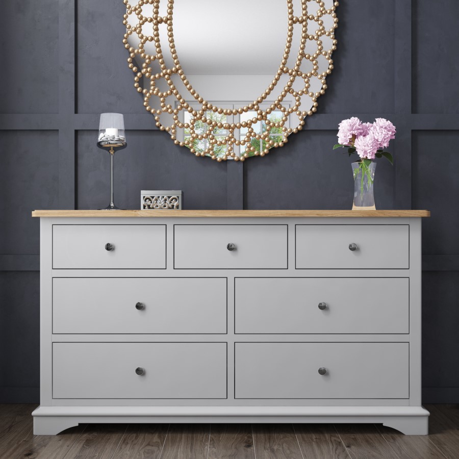 GRADE A2 - Darley Two Tone Wide Chest of Drawers in Solid Oak and Light Grey