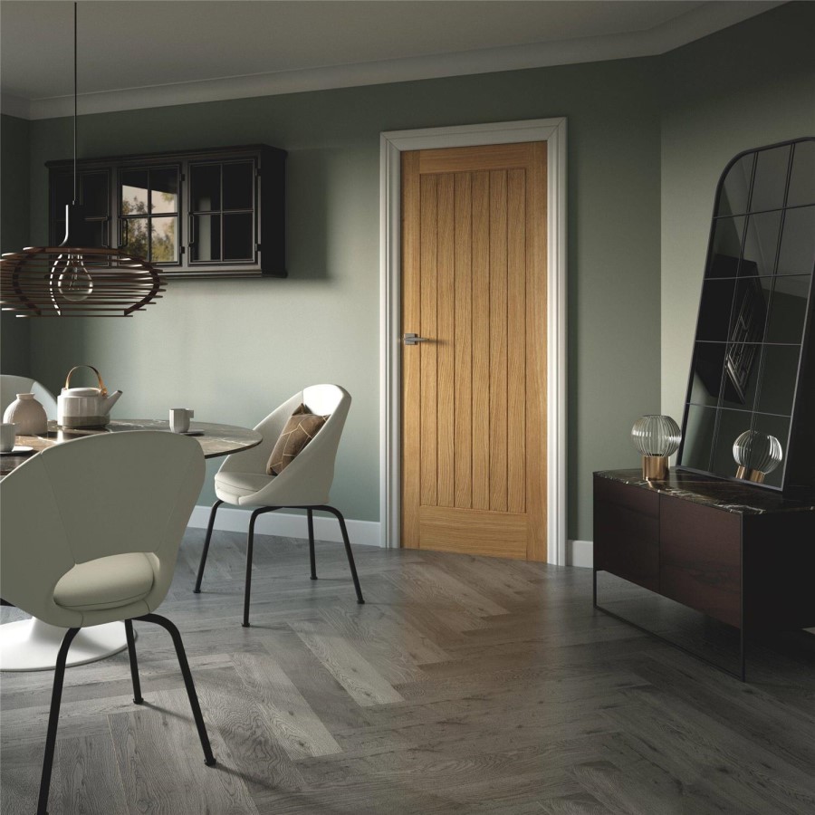 Internal Oak Cottage Door - Unfinished - 2040 x 826 x 40mm - Suffolk Essential - XL Joinery
