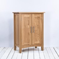 Wiltshire Solid Oak Shoe Cabinet With 3 Adjustable Shelves