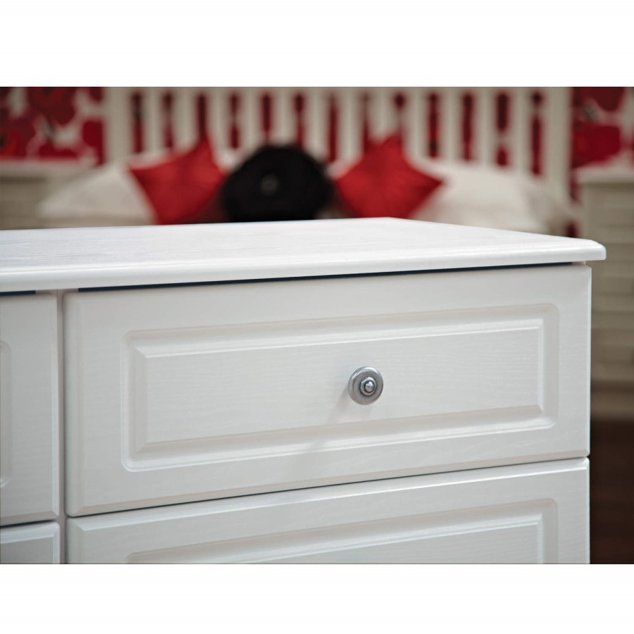 Welcome Furniture Pembroke White 4 Drawer Chest